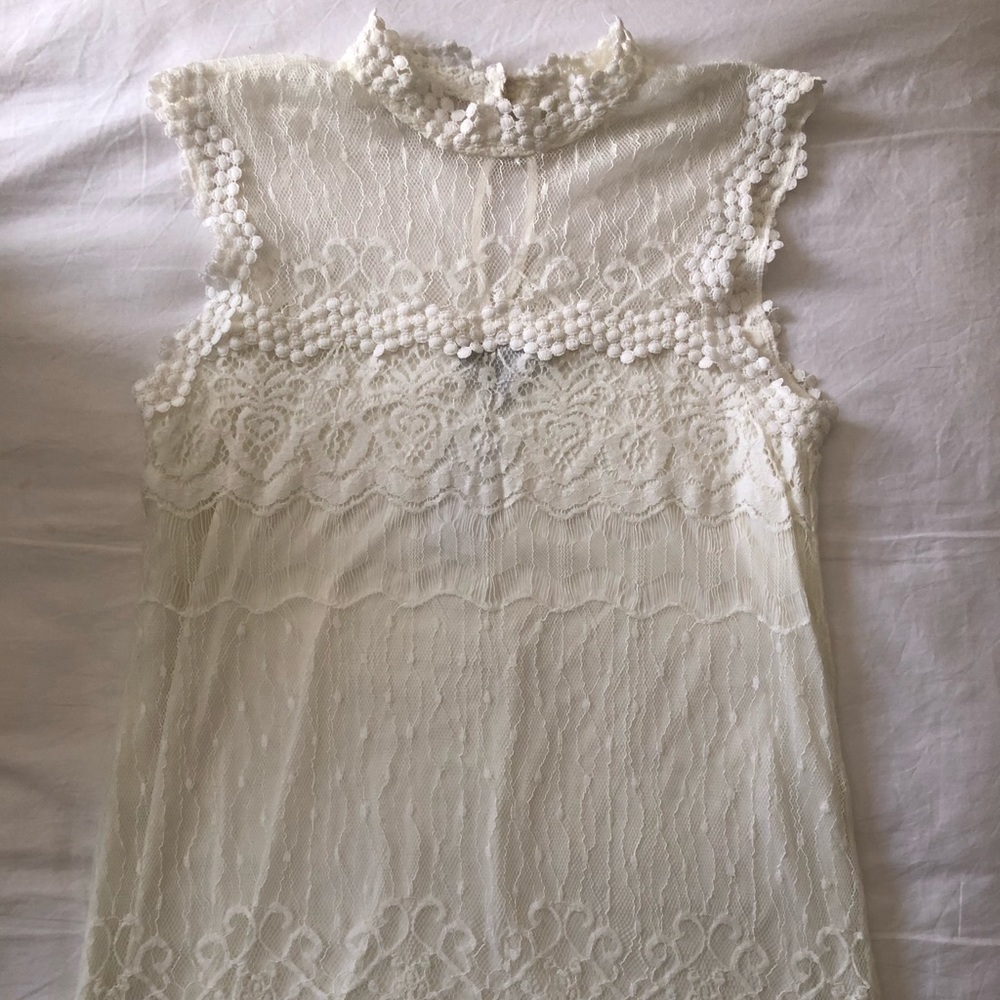 Off white lace dress NWT